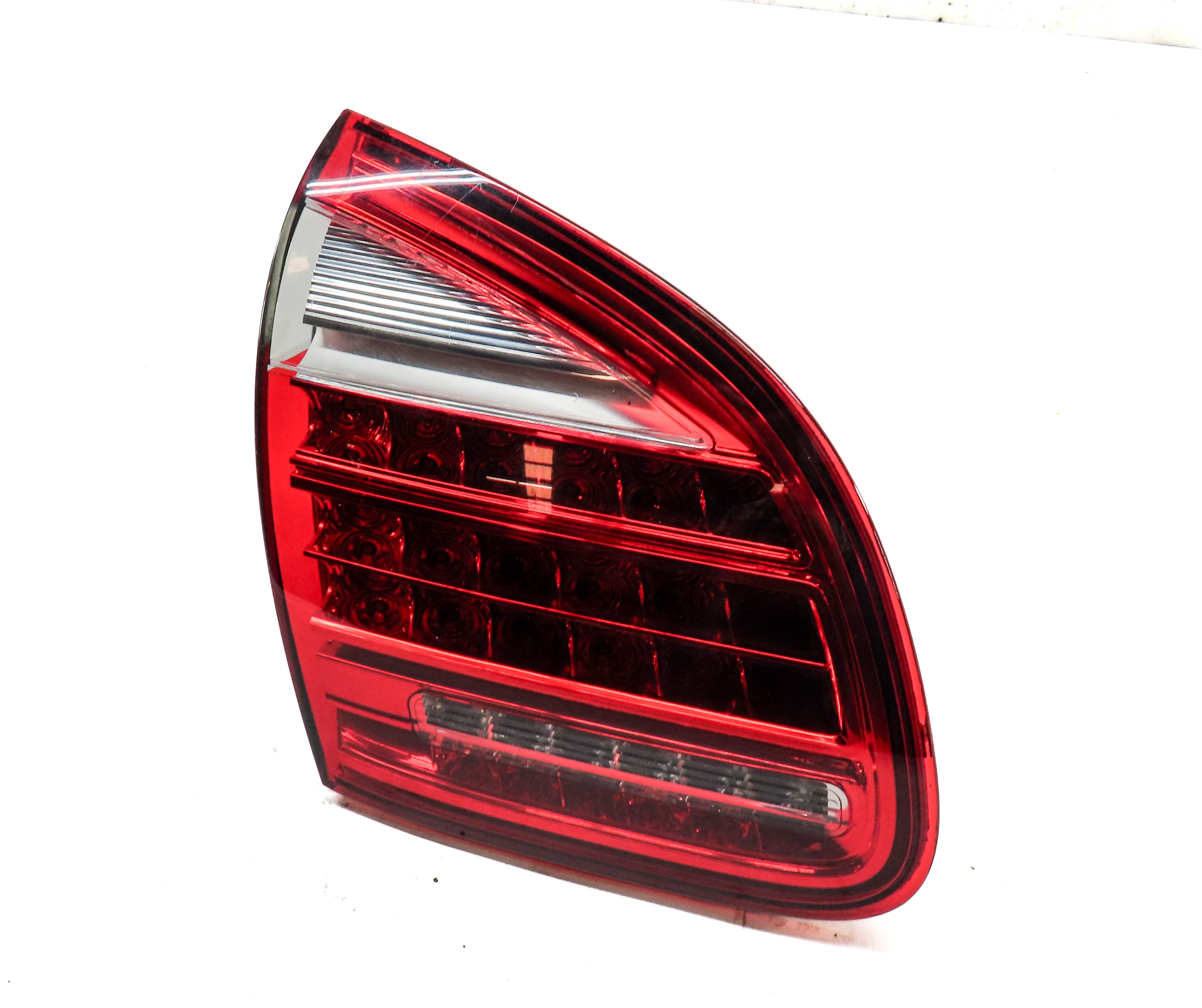 2011-2014 PORSCHE CAYENNE (958) LEFT DRIVER REAR INNER TAILLIGHT LIGHT LAMP — exact item pictured